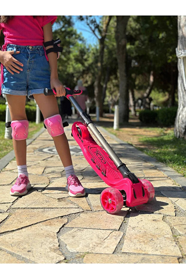 Led Işıklı 3 Tekerlekli Yükseklik Ayarlı Twist Scooter